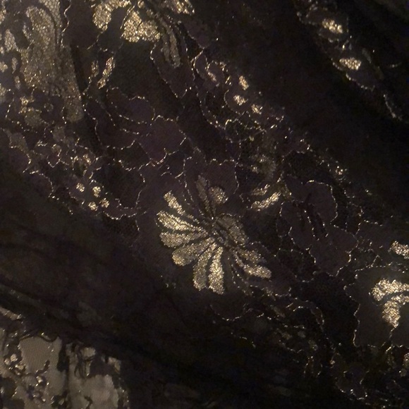 Scarf - Picture 2 of 3